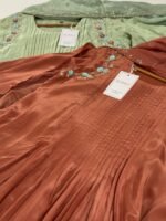 SZ1205 - Natural crepe suit - Image 3