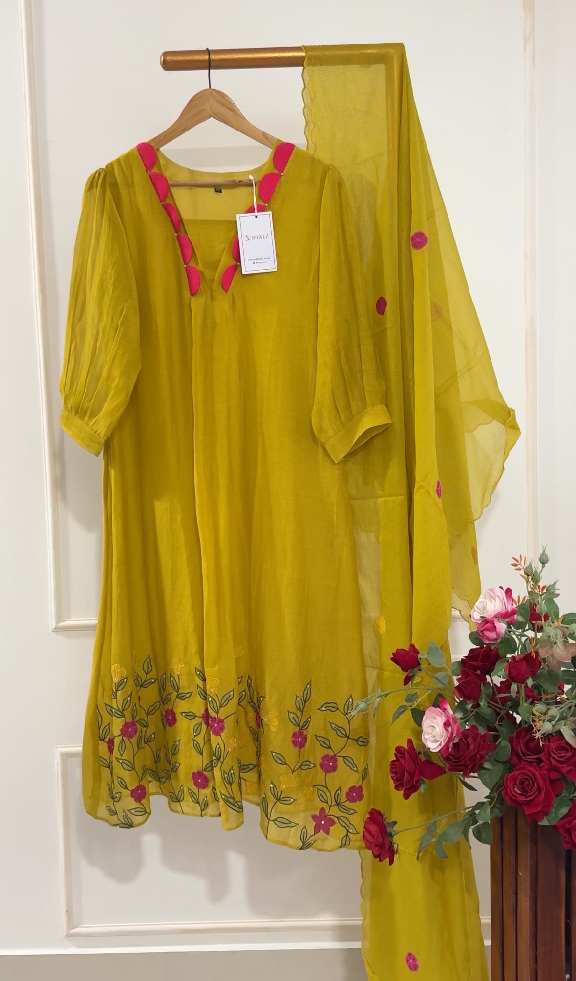 img_8062.jpeg SZ1209 - Mul chanderi suit - Image 1