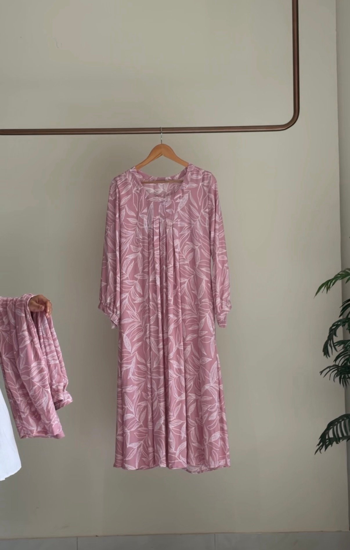 screenshot-126 SZ1567 - Long Co-ord Set - Image 1
